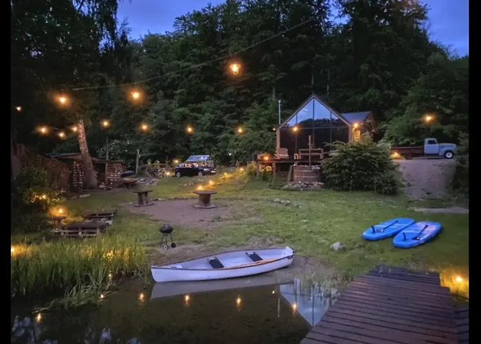 Plywajaca Brda Båthotell